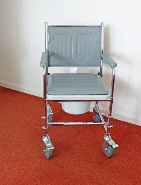 Cost of Commode Replacement in Folsom